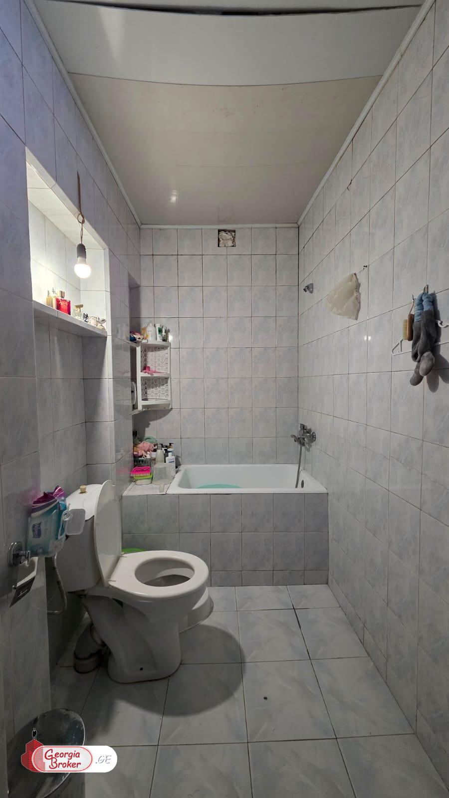 old repaired 4-room house for sale